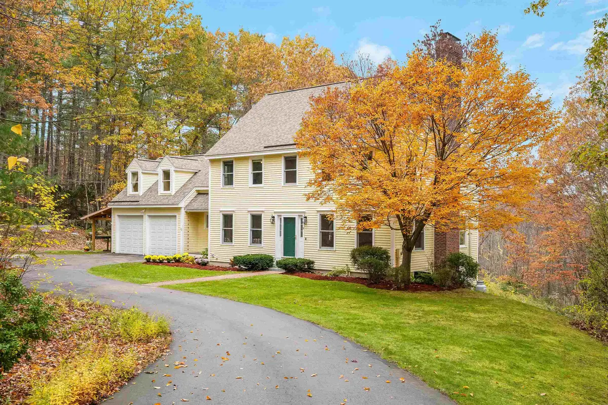 6 Whittemore Lane, Amherst, NH 03031 - #1