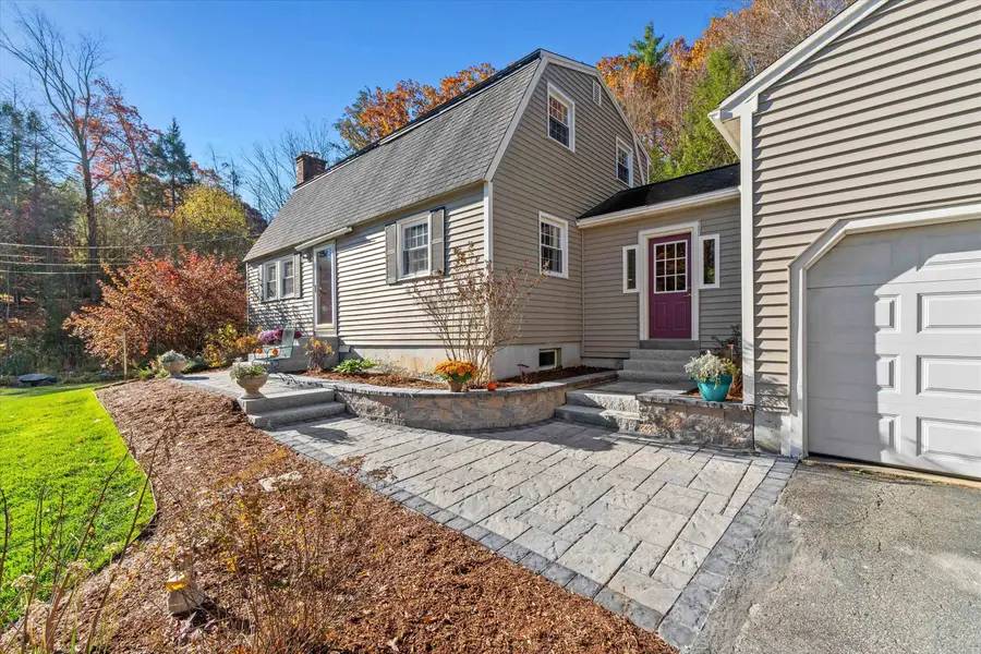 24 Deerwood Drive, Amherst, NH 03031 - Image #3