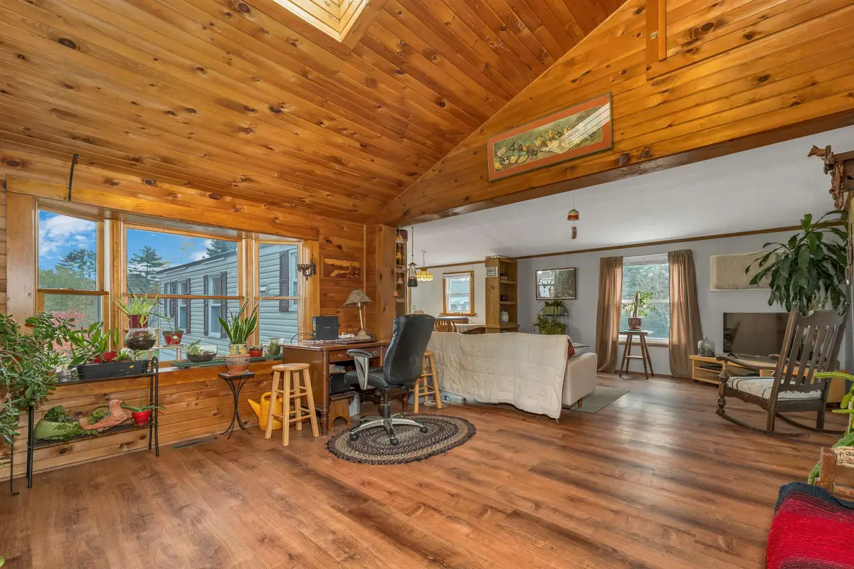 9 Duke Lane, Concord, NH 03303 - Image #1