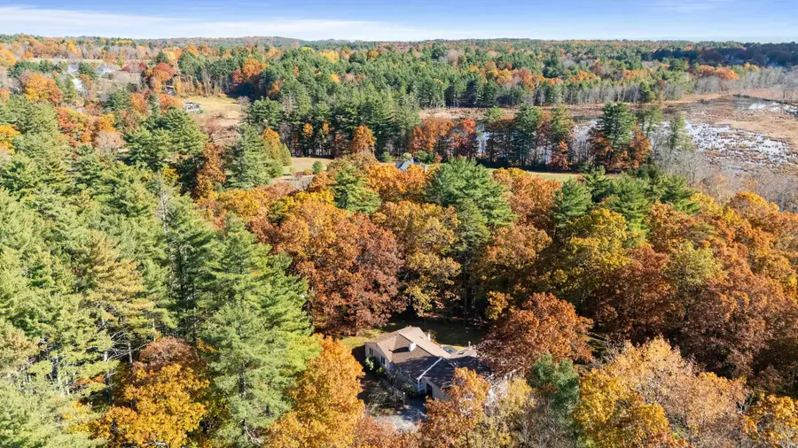 101 Horace Greeley Road, Amherst, NH 03031 - Image #2