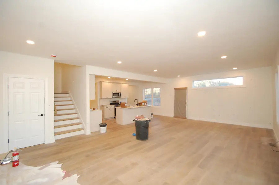 33A Griffin Road, Hudson, NH 03051 - Image #3