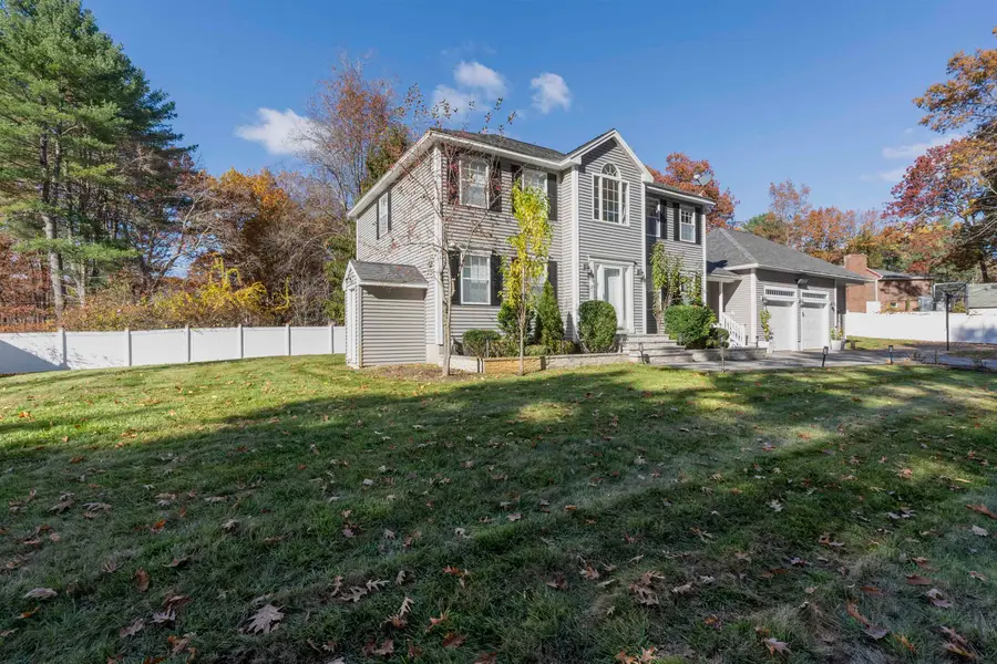 10 Evelyn Road, Salem, NH 03079 - Image #3