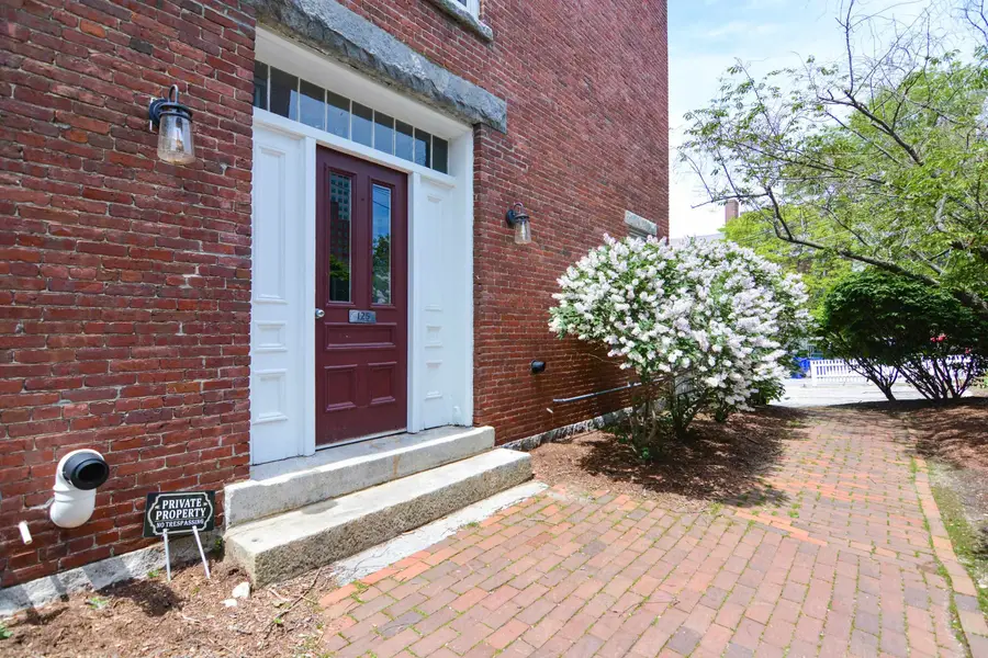 125 W. Merrimack Street, Manchester, NH 03101 - Image #2