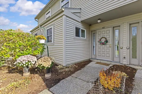 413 Locust Hill, Shelburne, VT 05482