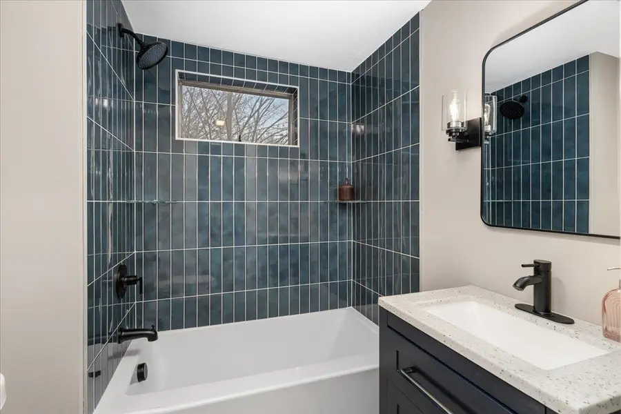 233 Pembroke Street, Pembroke, NH 03275 - Image #3