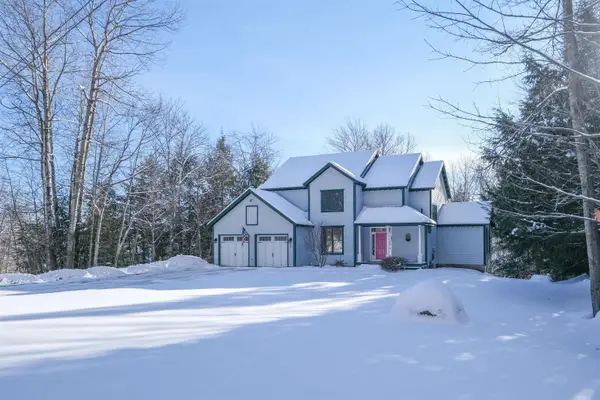 53 Ponus Road, Ludlow, VT 05149