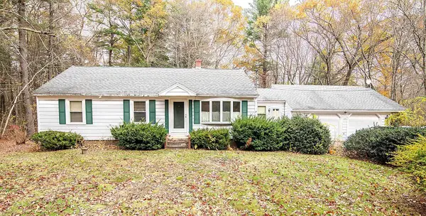 17 Drinkwater Road, Hampton Falls, NH 03844