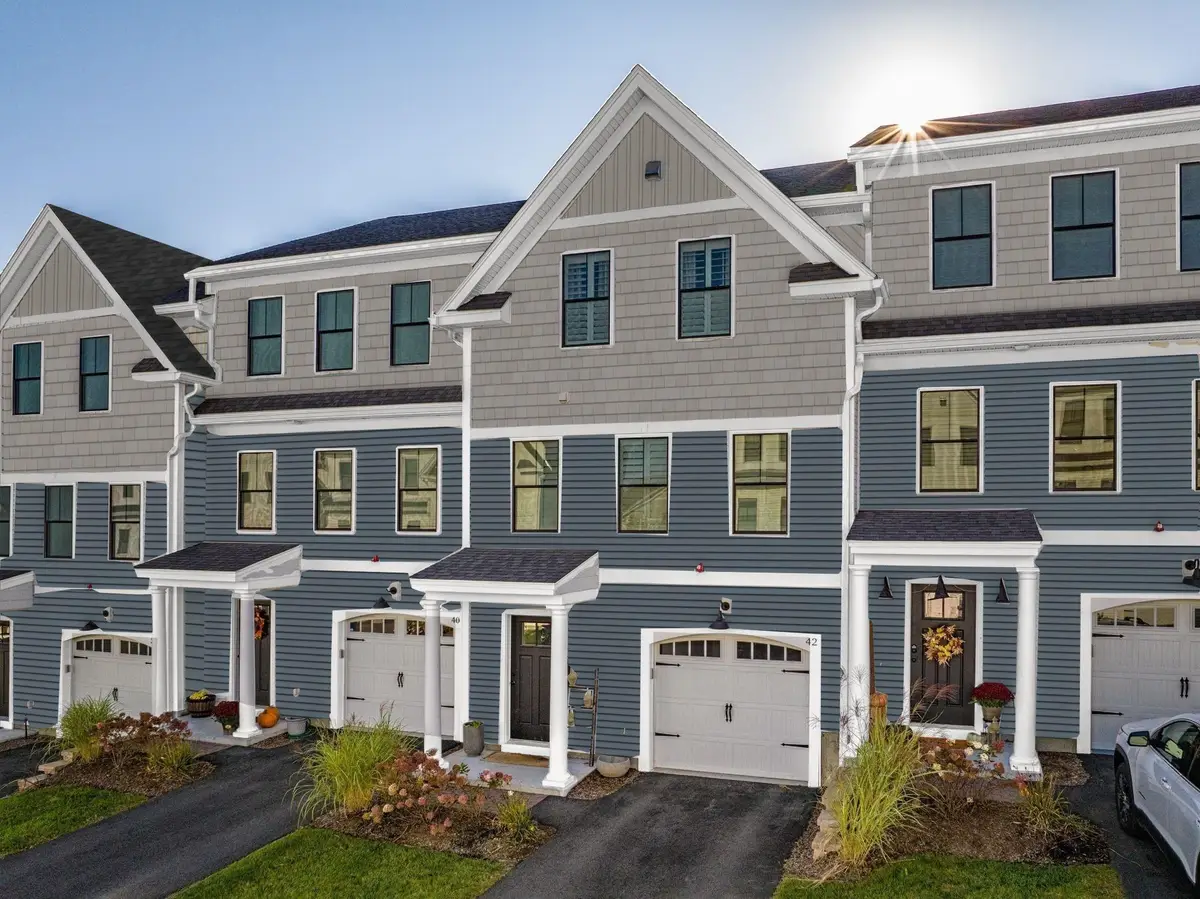 22 Lenox Drive, Dover, NH 03820 - Image #1