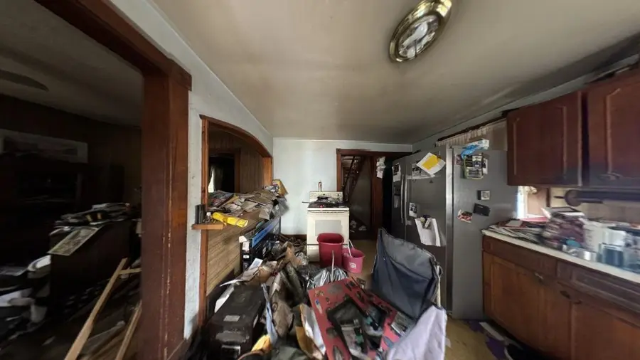 5 Clough Avenue, Windsor, VT 05089 - Image #2