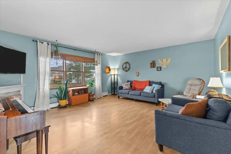 9 Liberty Lane, Jericho, VT 05465 - Image #2