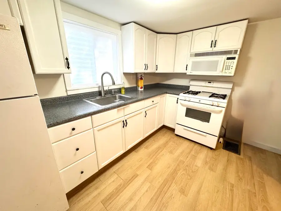 29 Markham Lane, Weston, VT 05161 - Image #2