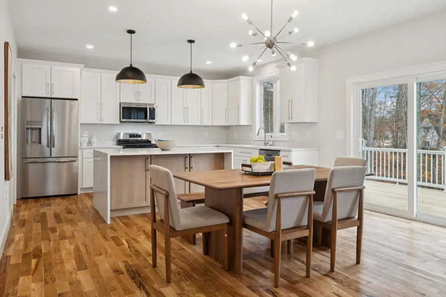 33 Copps Drive, Fremont, NH 03809 - Image #2