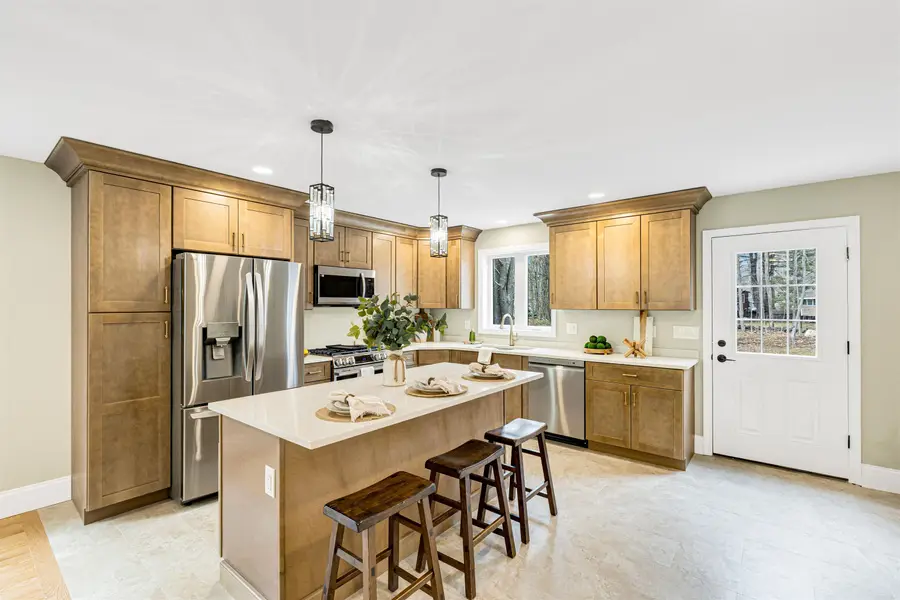 9 Trues Parkway, Sandown, NH 03873 - #2