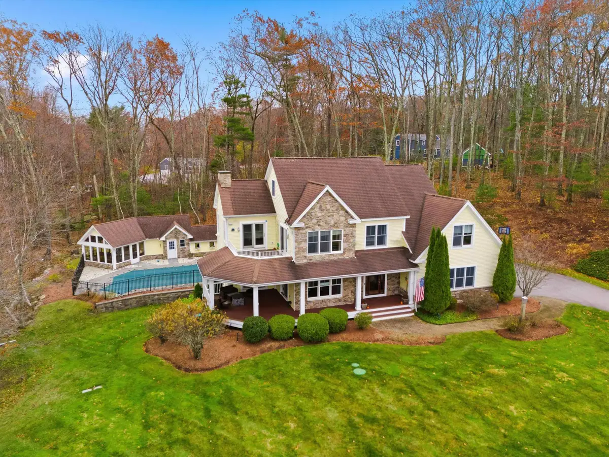 71 Deer Hill Circle, Pelham, NH 03076 - #1