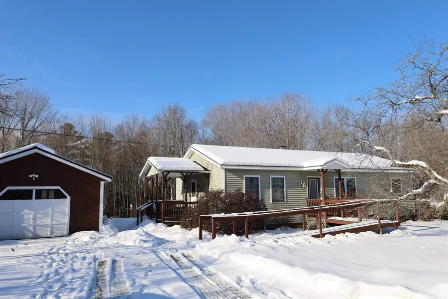 583 Pinehurst Street, Lyndon Town, VT 05851 - Image #2