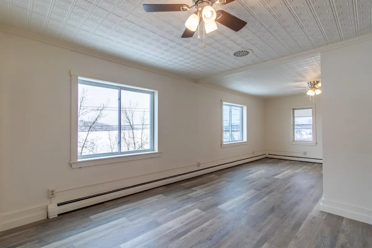 428 Coventry Street, Newport, VT 05855 - Image #1