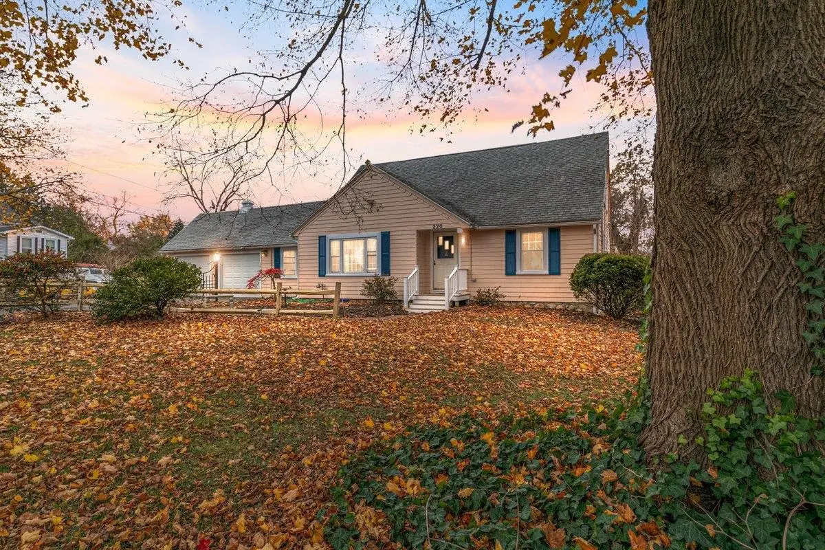 220 Pelham Street, Methuen, MA 01844 - Image #1