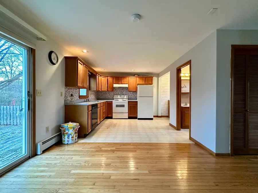 52 Hull Avenue, Wallingford, VT 05773 - Image #3