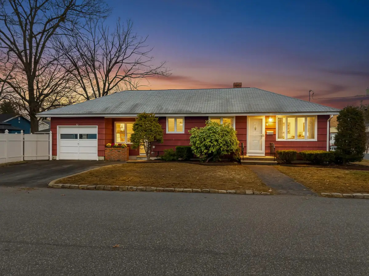 90 Glenwood Avenue, Manchester, NH 03102 - Image #1