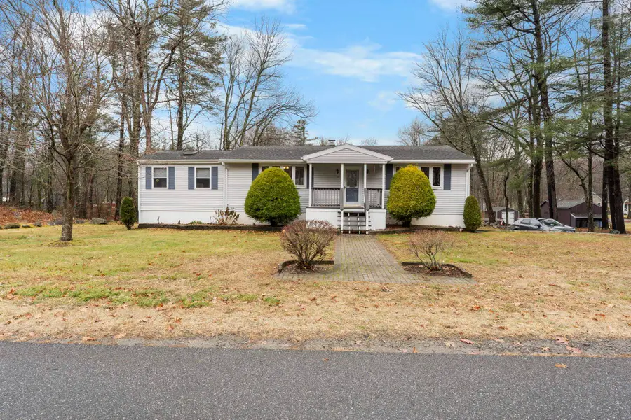 27 Cove Drive, Derry, NH 03038-5327 - Image #2