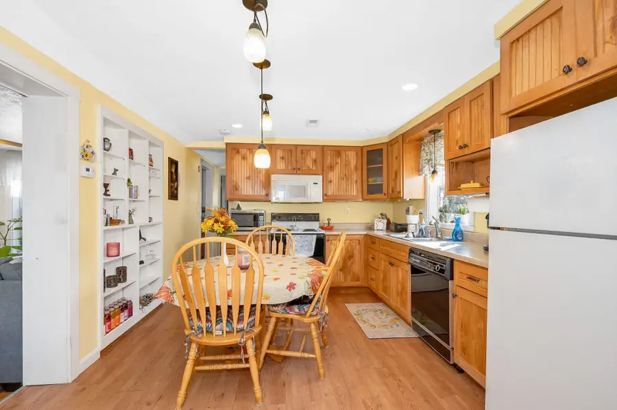 31 Page Road #20, Litchfield, NH 03052 - Image #3