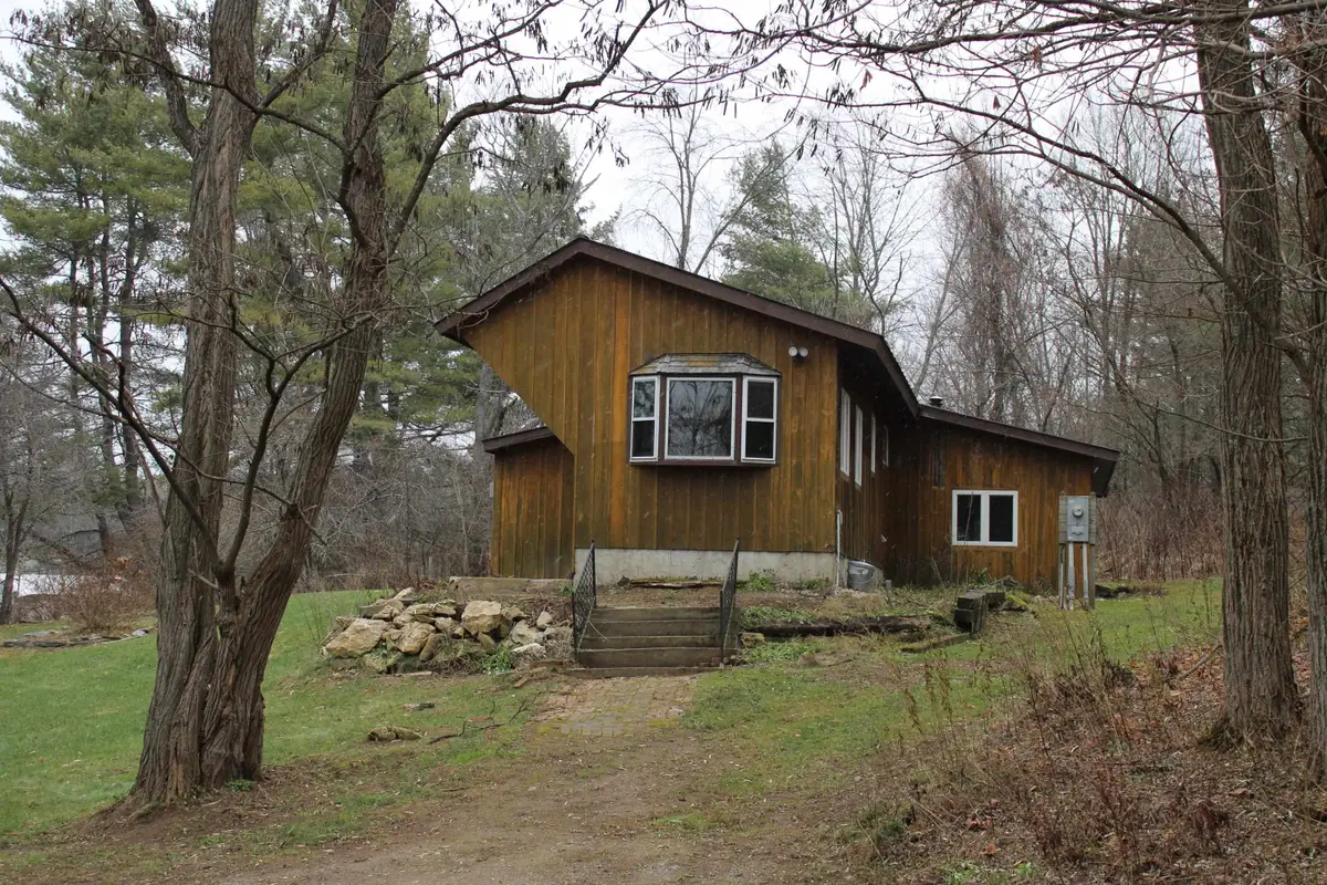 634 Stevens Road, Pittsford, VT 05763 - Image #1