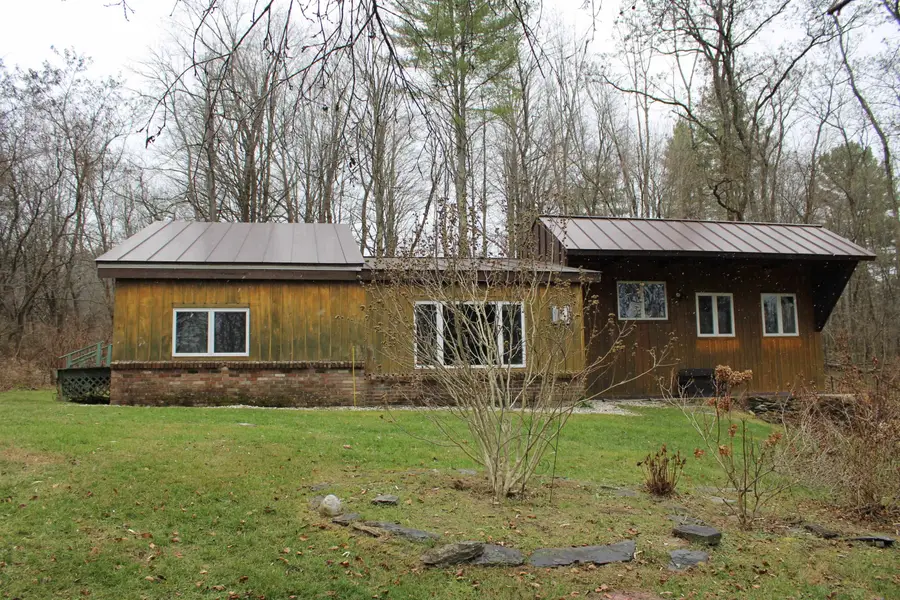 634 Stevens Road, Pittsford, VT 05763 - Image #3
