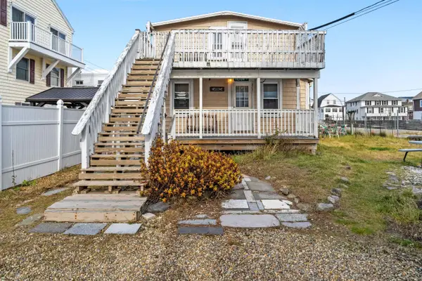 22 1/2 I Street, Hampton, NH 03842