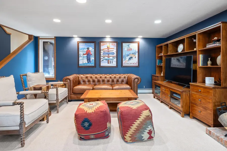 9 Pond View Road, Winhall, VT 05340 - Image #2