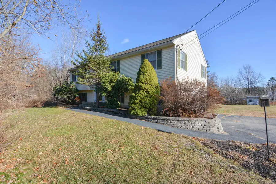 508 Mammoth Road, Pelham, NH 03076 - Image #2