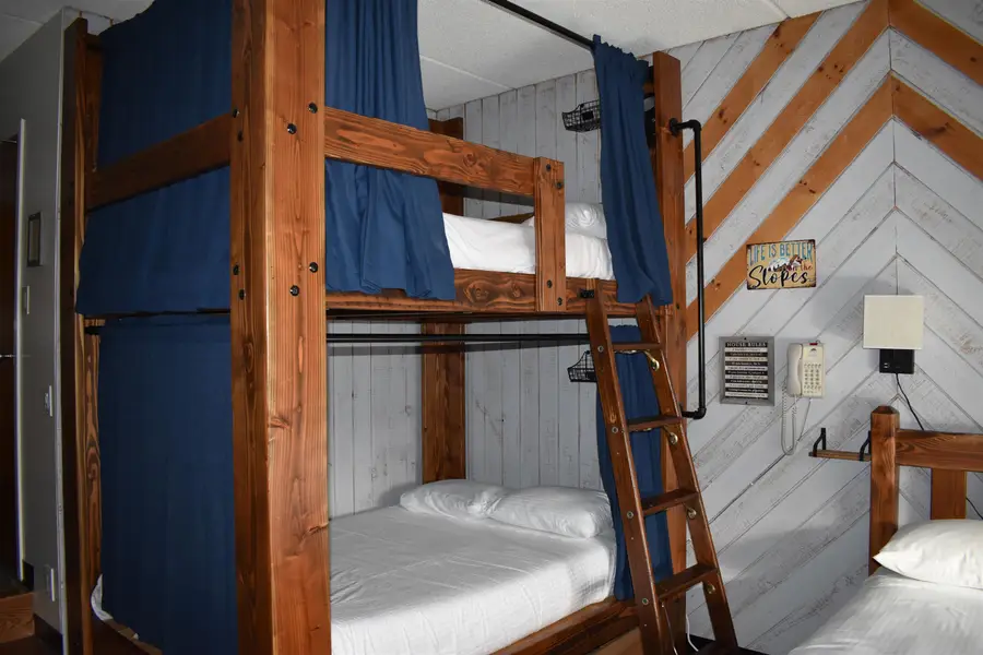 15 Hakone at Smugglers Notch Resort, Jeffersonville, VT 05464 - Image #3