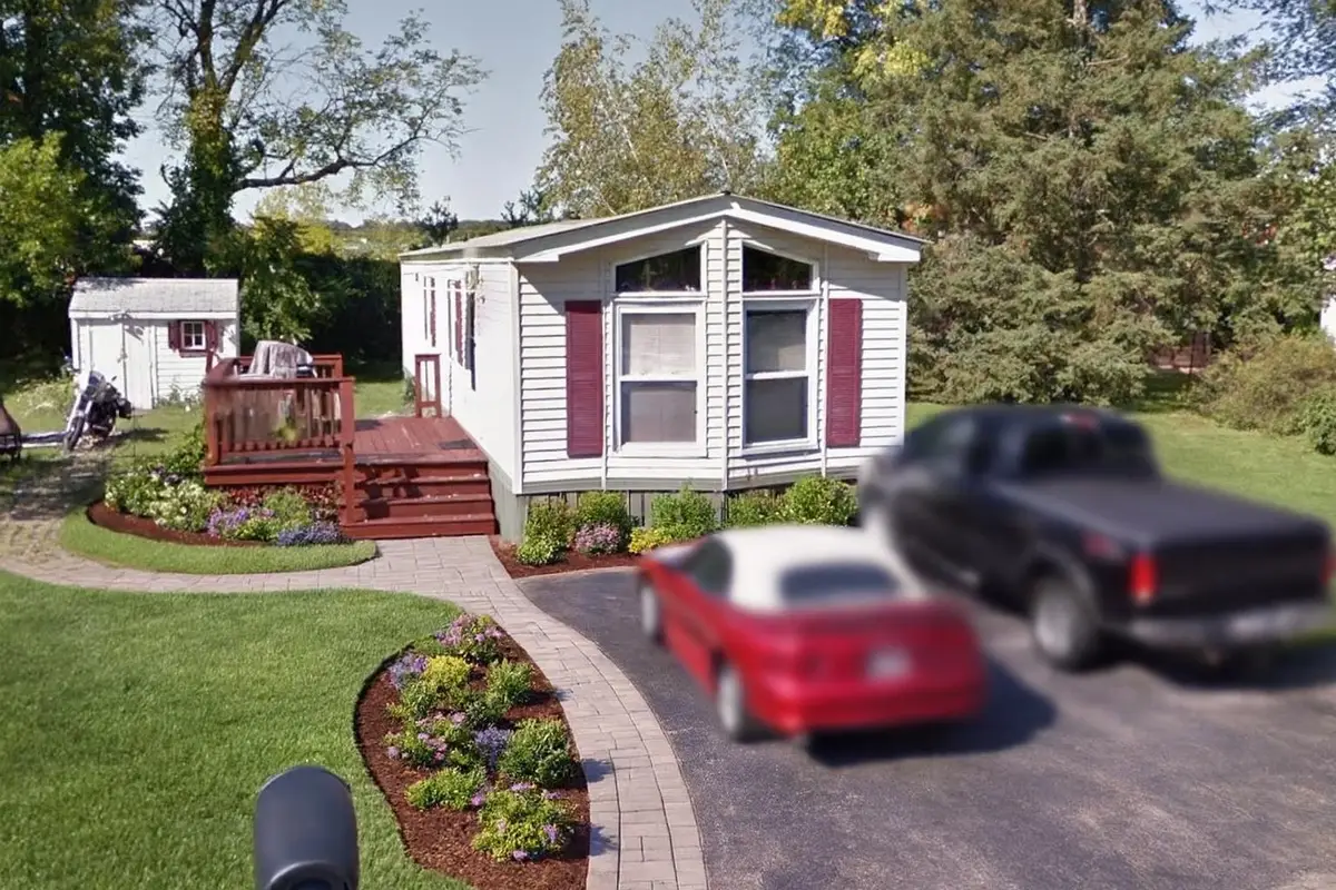 19 Grappone Drive, Concord, NH 03301 - Image #1