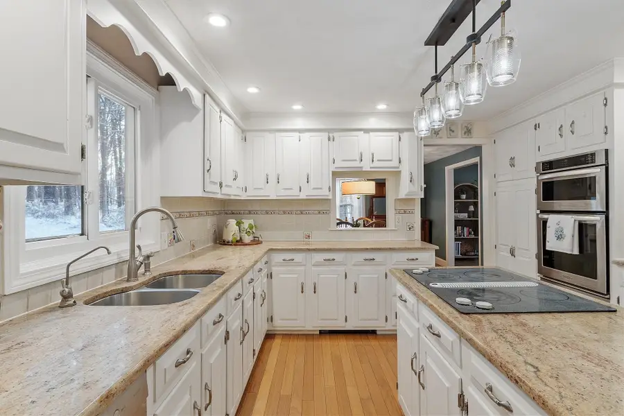 201 Oak Ridge Road, Plaistow, NH 03865 - Image #3