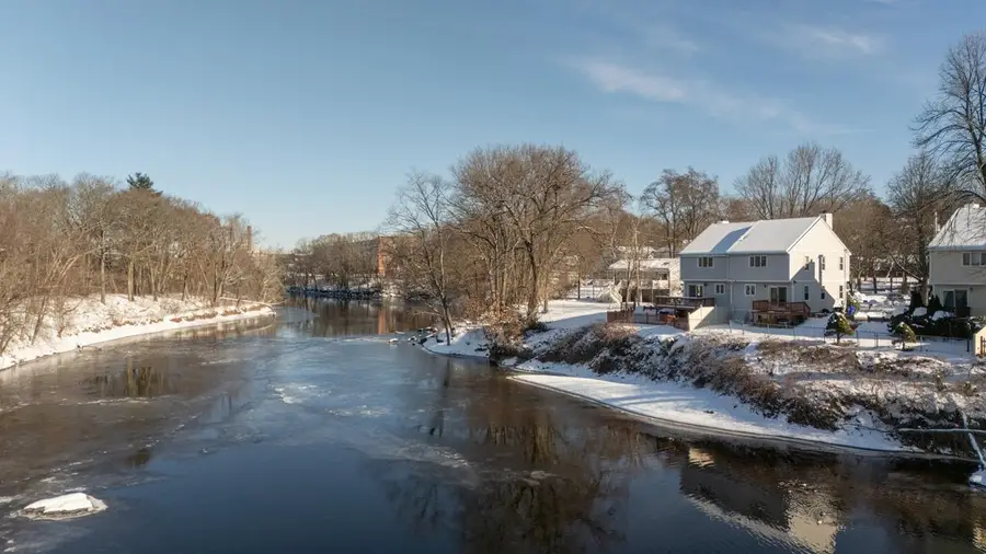 80 Emerald Street, Manchester, NH 03103 - Image #3