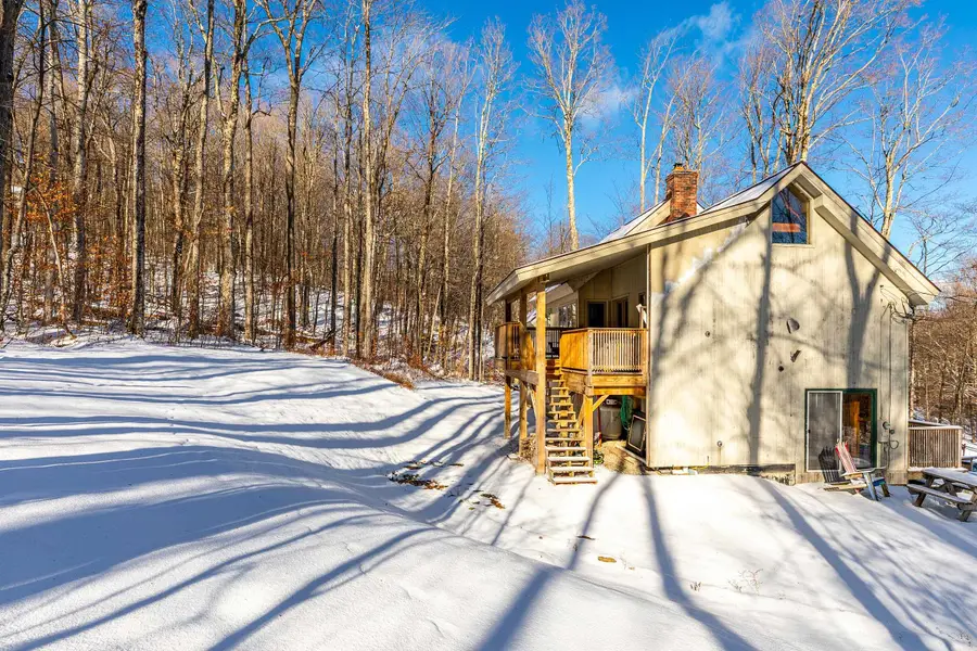 7 Roundtree Road, Winhall, VT 05340 - Image #3