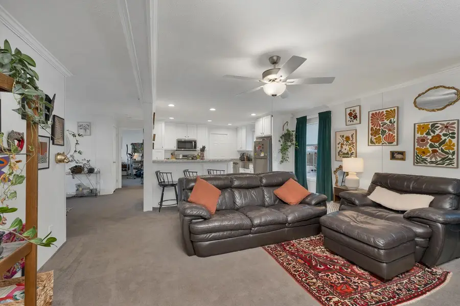 23 Dartmouth Circle, Newmarket, NH 03857 - Image #2