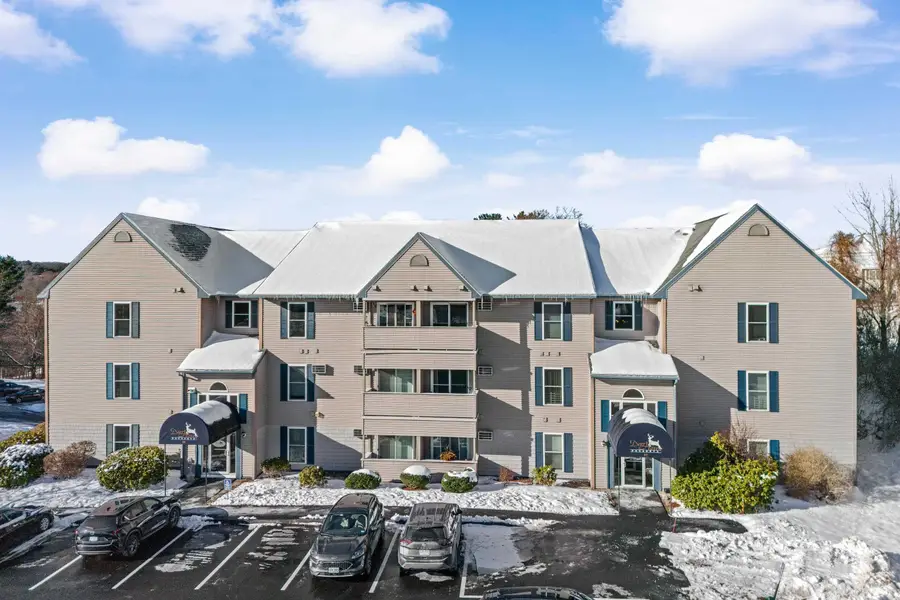 90 Eastern Avenue #204, Manchester, NH 03104 - Image #3