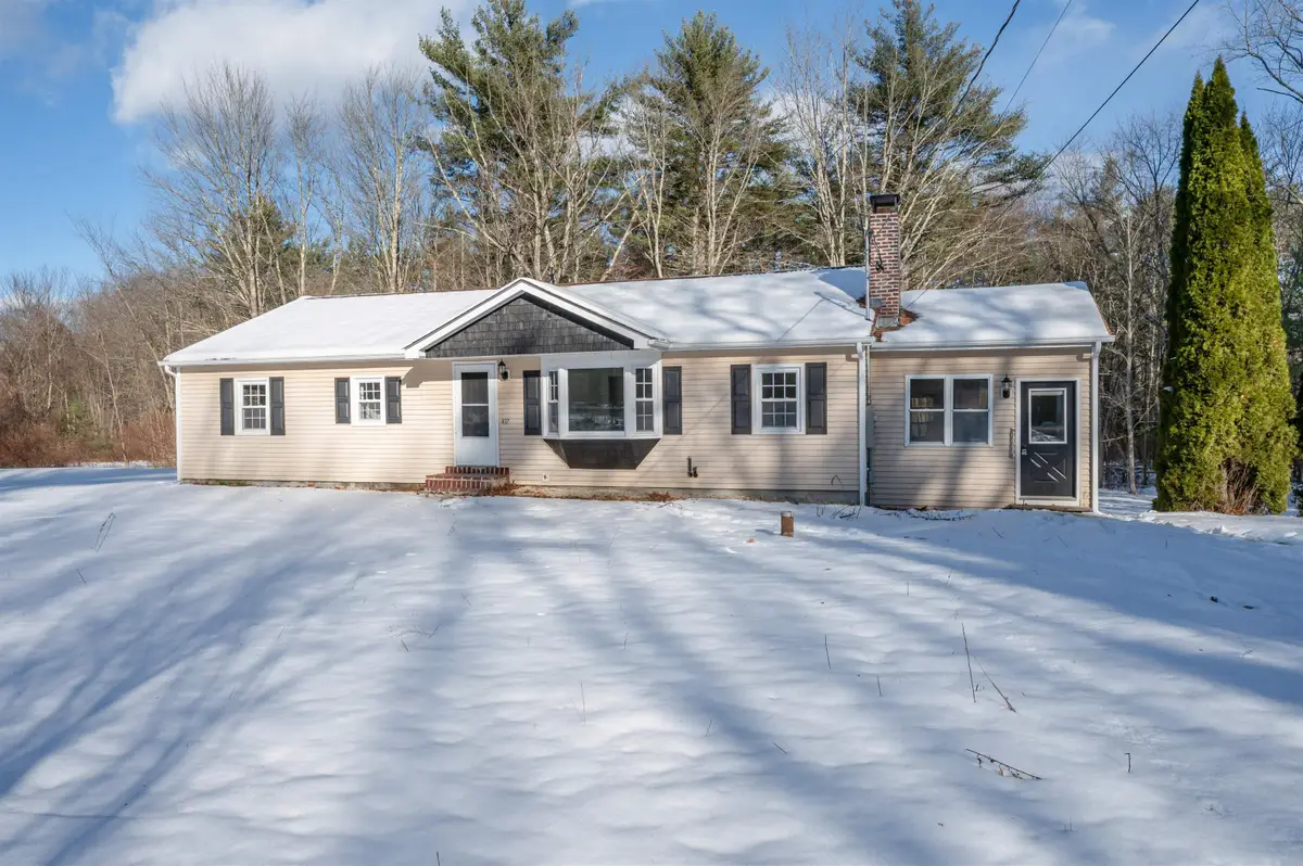 437 Chester Road, Auburn, NH 03032 - Image #1