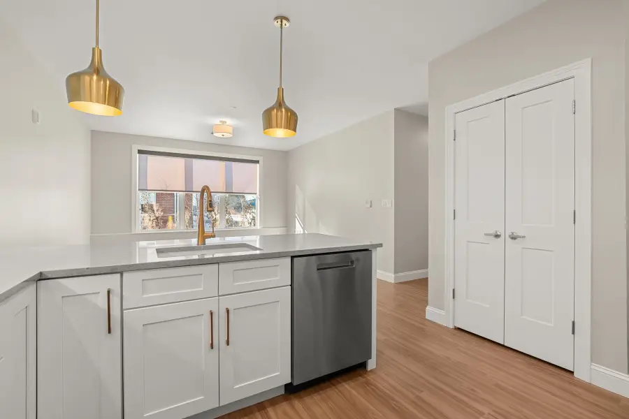 99 Foundry Place #104, Portsmouth, NH 03801 - Image #2