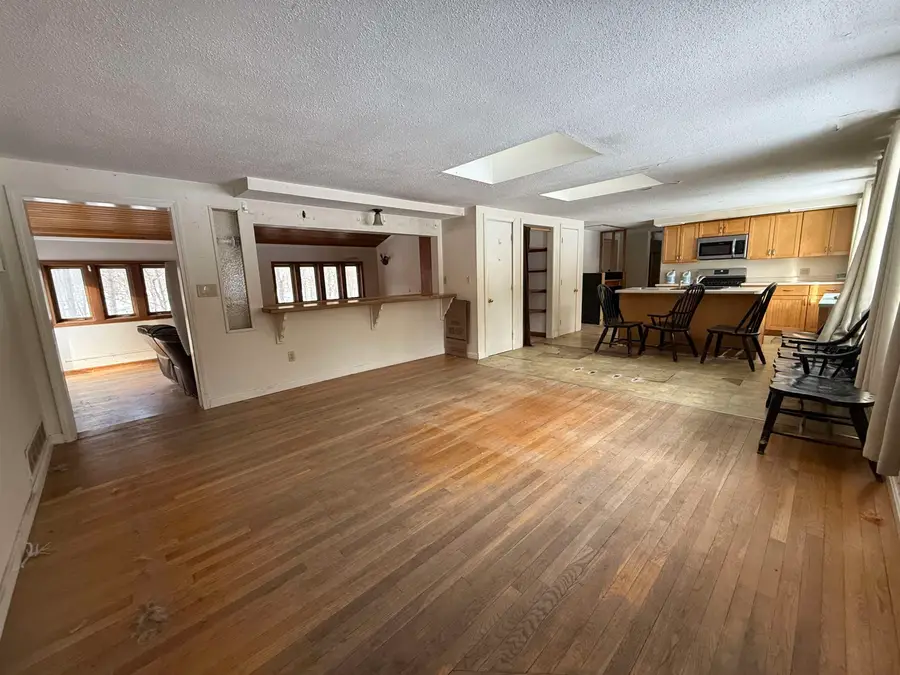 256 Middle Branch Road, New Boston, NH 03070 - Image #2