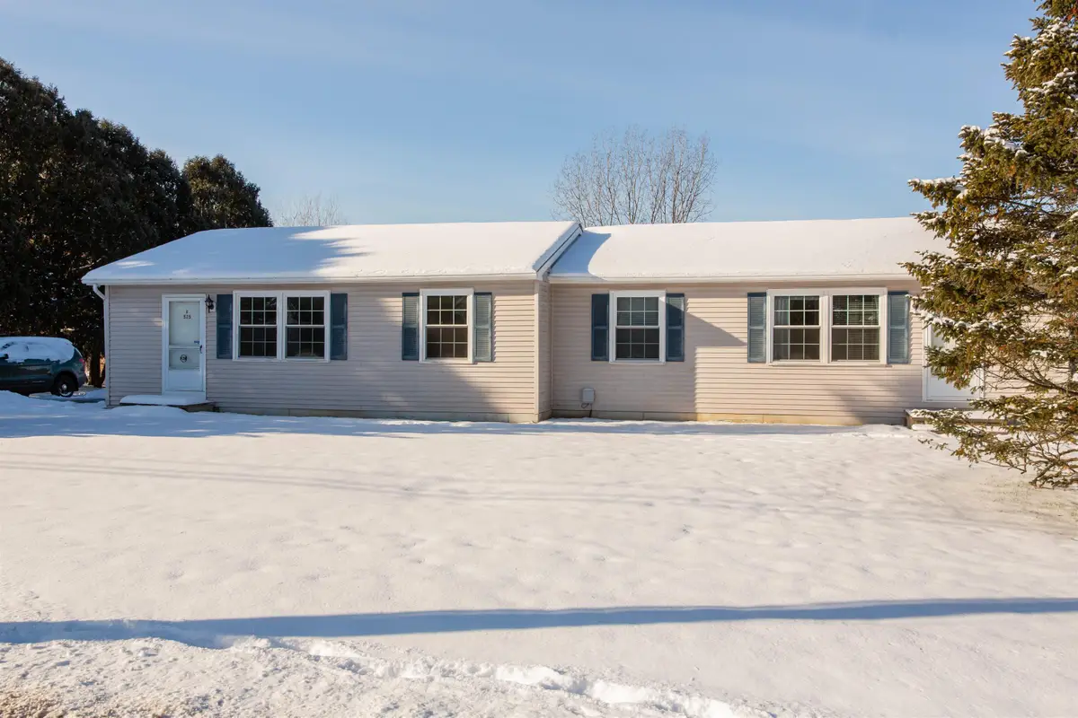 525-527 Mill Pond Road, Colchester, VT 05446 - Image #1