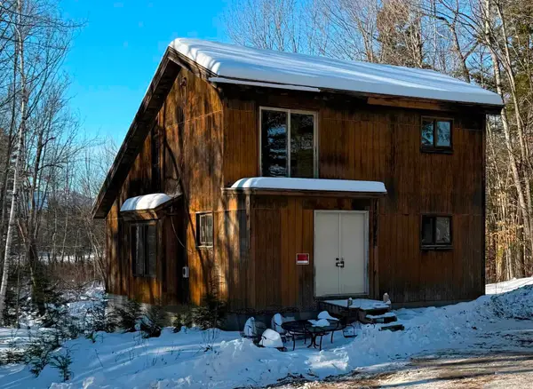 27 Island Drive, Madison, NH 03849