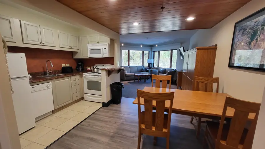 90 Loon Mountain Road #1061D, Lincoln, NH 03251 - Image #3