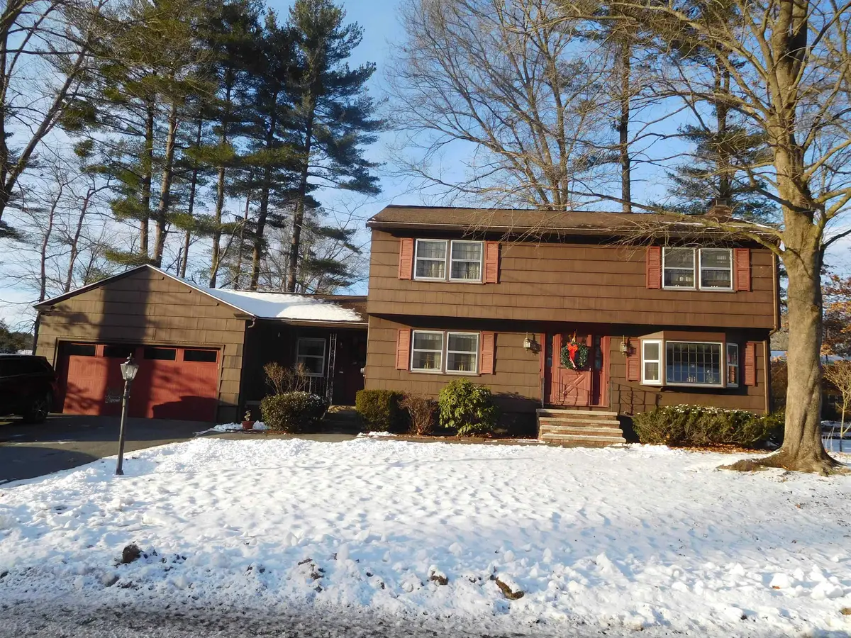 17 Garrison Road, Salem, NH 03079 - Image #1