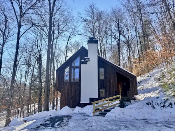 368 Crimson Hawk Road, Plymouth, VT 05056