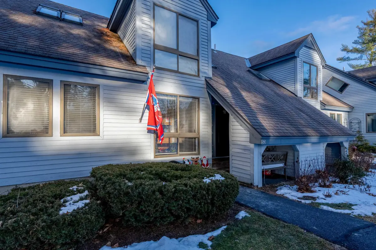 111 Lakeland Drive, Hartford, VT 05059 - Image #1