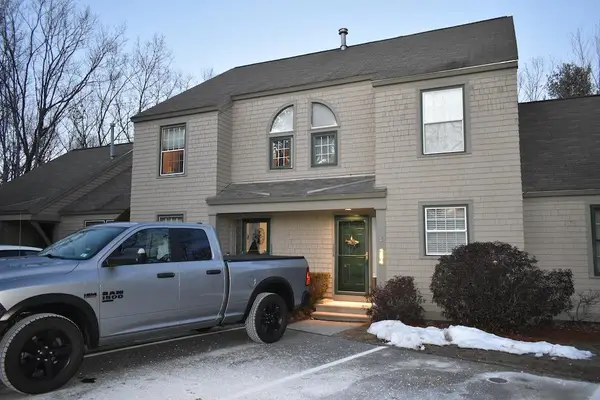 1465 Hooksett Road #284, Hooksett, NH 03106