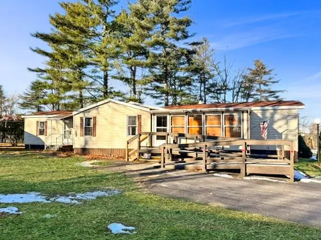 6 No Cranberry Lane, Rochester, NH 03867 - Image #1