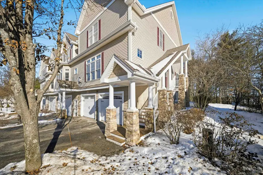 2 Manor Drive, Hooksett, NH 03106 - Image #2