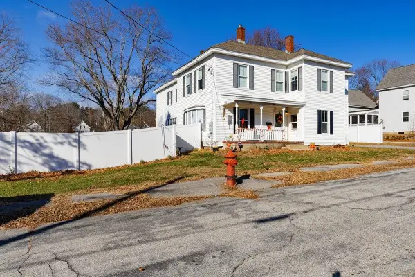 42 Bunker Street, Farmington, NH 03835